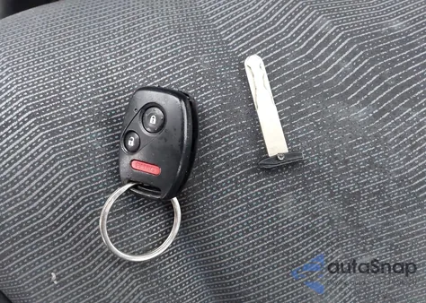 2011 Honda Fit Sport from USA, damaged, VIN JHMGE8H50BS008961